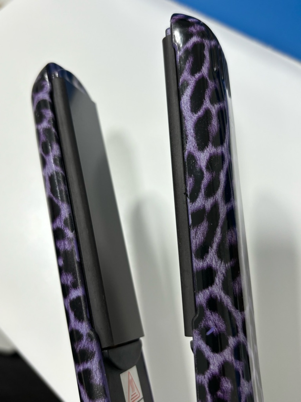 Herstyler Purple Leopard Hair Straightener - Picture 2 of 4